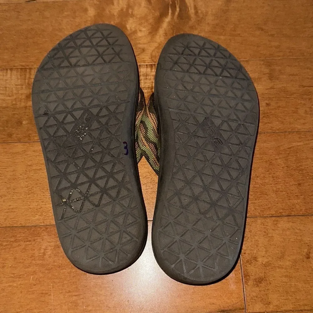 Teva Child Voya Flip Flop Sz 2